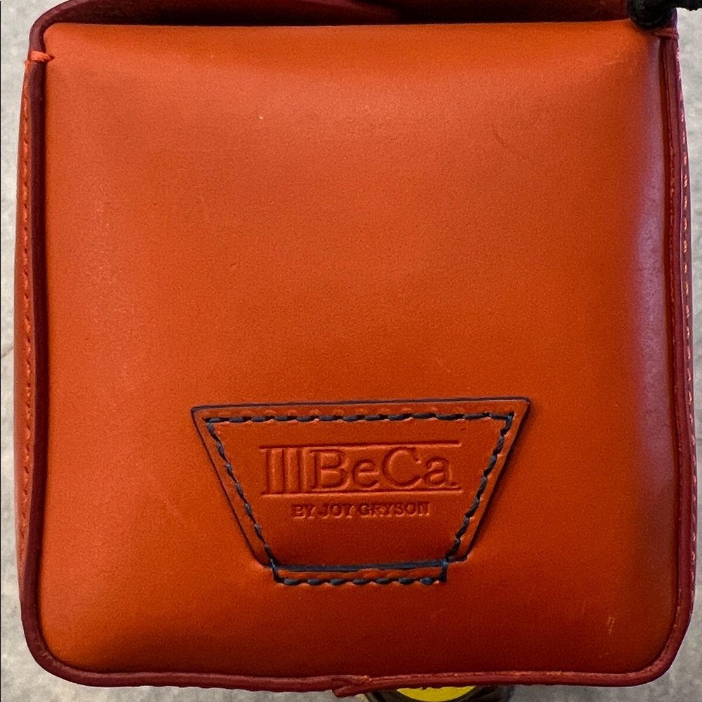 IIIBeCa by Joy Grayson Orange Leather Toiletry Bag NWOT - Picture 6 of 12
